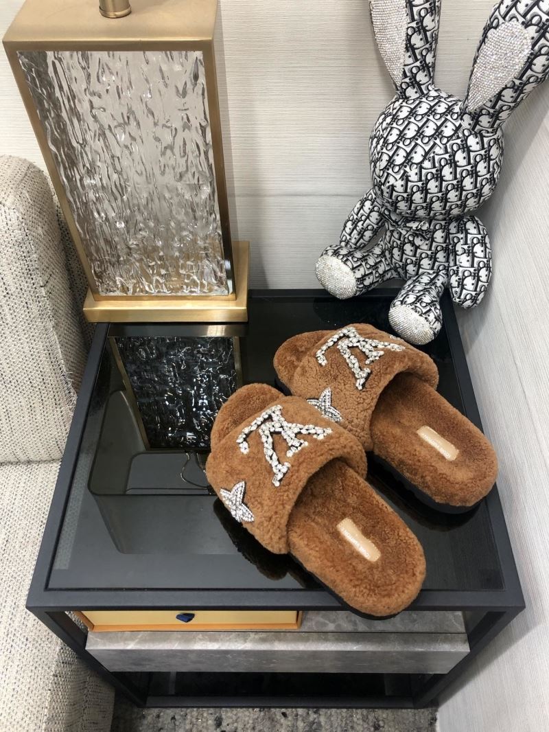 Louis Vuitton Slippers